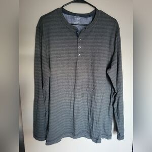 Van Heussen Long Sleeves T-shirt Size XL